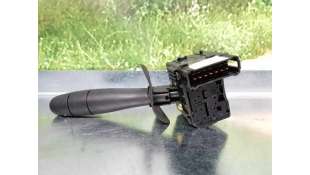 MANDO LIMPIA RENAULT KANGOO 1.5 dCi D (68 CV) DE 2007 - D.3997096 / 8200379529 2