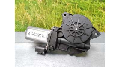 MOTOR ELEVALUNAS DELANTERO IZQUIERDO FIAT STILO 1.9 JTD (116 CV) DE 2003 - D.4005410 / D25150050002601