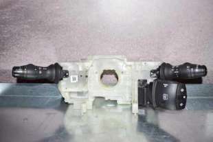 MANDO LUCES Y LIMPIA RENAULT SCENIC III 1.5 dCi D FAP (110 CV) DE 2012 - D.4013314 / 255670019R