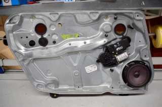 ELEVALUNAS DELANTERO IZQUIERDO VOLKSWAGEN PASSAT VARIANT 1.9 TDI (131 CV) DE 2001 - D.4017422 / 3B4837751LD