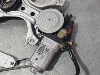 ELEVALUNAS DELANTERO DERECHO TOYOTA PREVIA 2.4 16V (156 CV) DE 2001 - D.4018432 / 8571044010