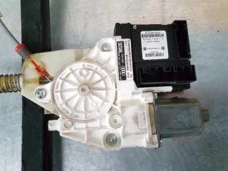 ELEVALUNAS DELANTERO DERECHO AUDI A3 2.0 TDI (140 CV) DE 2004 - D.4020244 / 8P0959802E