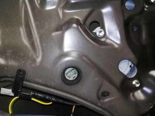 ELEVALUNAS TRASERO IZQUIERDO TOYOTA AURIS 1.6 16V (124 CV) DE 2008 - D.4035622