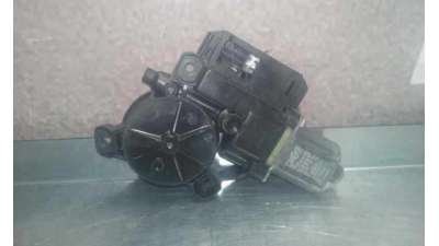 MOTOR ELEVALUNAS TRASERO IZQUIERDO VOLKSWAGEN POLO 1.2 TDI (75 CV) DE 2011 - D.4047010 / 6R0959811G