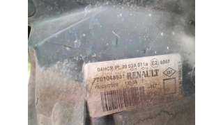 FARO DERECHO RENAULT LAGUNA II 1.9 dCi D (101 CV) DE 2003 - D.4049056 / 7701048931