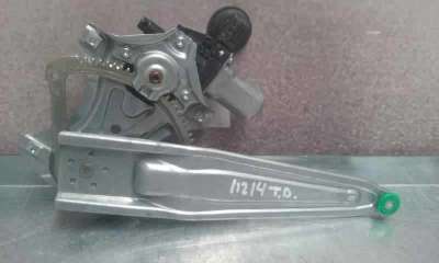 ELEVALUNAS TRASERO DERECHO TOYOTA YARIS 1.5 16V (75 CV) DE 2014 - D.4050047 / 857200D120