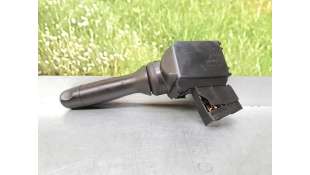 MANDO LIMPIA TOYOTA YARIS 1.5 16V (75 CV) DE 2014 - D.4050070 / 0D180 2