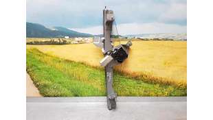 ELEVALUNAS DELANTERO DERECHO DACIA SANDERO 1.5 dCi D (68 CV) DE 2010 - D.4050574 / 8200733825