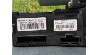 MOTOR ELEVALUNAS DELANTERO DERECHO RENAULT SCENIC III 1.5 dCi D (106 CV) DE 2010 - D.4052837 / 807310021R