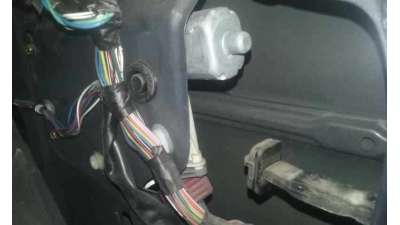 ELEVALUNAS DELANTERO IZQUIERDO TOYOTA AVENSIS BERLINA 2.0 Turbodiesel (116 CV) DE 2005 - D.4053566