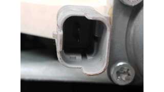 ELEVALUNAS DELANTERO DERECHO KIA MAGENTIS 2.0 CRDi (140 CV) DE 2010 - D.4062642 / 824802G260