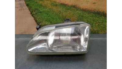 FARO IZQUIERDO RENAULT MEGANE I CLASSIC 1.6 (90 CV) DE 1997 - D.4072301