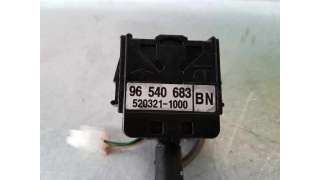 MANDO LUCES CHEVROLET AVEO 1.2 (84 CV) DE 2011 - D.4080589 / 96540683