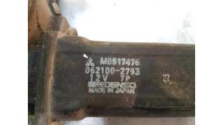 ELEVALUNAS DELANTERO DERECHO MITSUBISHI PAJERO 3.5 V6 24V DE 2000 - D.4083671 / MB517476