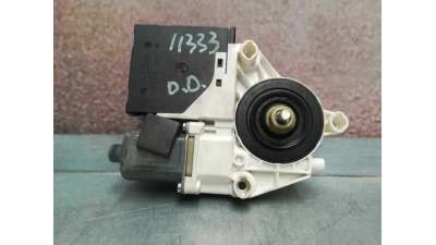 MOTOR ELEVALUNAS DELANTERO DERECHO AUDI A3 2.0 TDI (140 CV) DE 2005 - D.4084048 / 8P0959802E