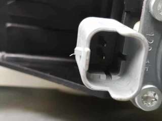ELEVALUNAS DELANTERO DERECHO CITROEN C4 CACTUS 1.6 Blue-HDI FAP (99 CV) DE 2016 - D.4088155 / 9674252480