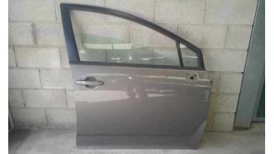 PUERTA DELANTERA DERECHA TOYOTA COROLLA VERSO 1.8 16V (129 CV) DE 2005 - D.4093085