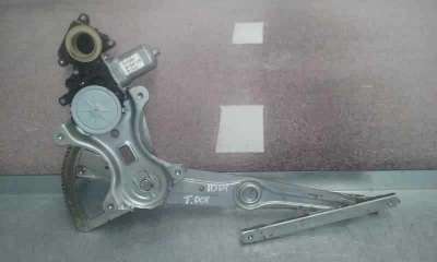 ELEVALUNAS TRASERO DERECHO TOYOTA COROLLA VERSO 1.8 16V (129 CV) DE 2005 - D.4093124 / 698300F020