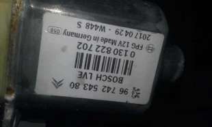 ELEVALUNAS DELANTERO DERECHO PEUGEOT 2008 1.6 Blue-HDI FAP (99 CV) DE 2017 - D.4096652 / 9674254380 2