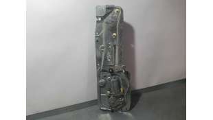 ELEVALUNAS DELANTERO DERECHO VOLVO SERIE 850 2.5 (144 CV) DE 1994 - D.4098537 / 9133483
