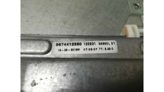ELEVALUNAS DELANTERO DERECHO CITROEN C-ELYSÉE 1.6 HDi FAP (92 CV) DE 2015 - D.4106684 / 9674412380
