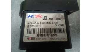 CONEXION USB/AUX KIA PROCEED 1.4 (99 CV) DE 2018 - D.4110174 / 96120A2200 2