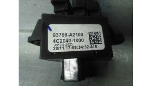 MANDO MULTIFUNCION KIA PROCEED 1.4 (99 CV) DE 2018 - D.4110239 / 93796A2100 2