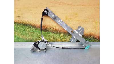 ELEVALUNAS DELANTERO DERECHO KIA RIO 1.2 (84 CV) DE 2016 - D.4114490 / 824601W000