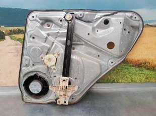 ELEVALUNAS TRASERO IZQUIERDO VOLKSWAGEN PASSAT BERLINA 1.9 TDI (131 CV) DE 2003 - D.4116876 / 3B5839751BF 2