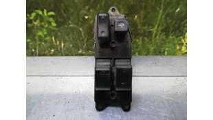 MANDO ELEVALUNAS DELANTERO IZQUIERDO  TOYOTA COROLLA 1.6 16V (110 CV) DE 2004 - D.4135703 / 8480202271B0