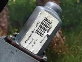 ELEVALUNAS DELANTERO DERECHO RENAULT CLIO III 1.5 dCi D (68 CV) DE 2007 - D.4147191 / 400857