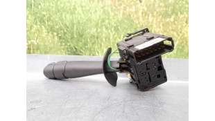 MANDO LIMPIA RENAULT LAGUNA II 1.9 dCi D (120 CV) DE 2004 - D.4157363 / 8200012244 2