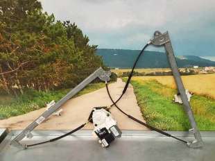 ELEVALUNAS DELANTERO DERECHO PEUGEOT 807 2.0 16V HDi FAP (136 CV) DE 2011 - D.4161770 / 1485311080D