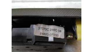 MANDO ELEVALUNAS DELANTERO IZQUIERDO  TOYOTA COROLLA VERSO 1.8 16V (129 CV) DE 2004 - D.4167522 / 848200F030