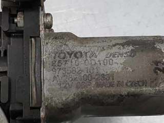 ELEVALUNAS DELANTERO DERECHO TOYOTA YARIS 1.4 Turbodiesel (90 CV) DE 2013 - D.4168053 / 857100D100