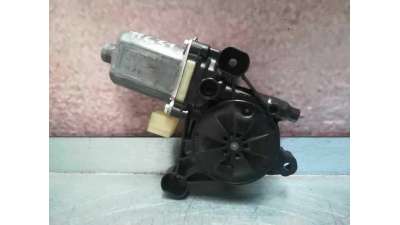 MOTOR ELEVALUNAS DELANTERO IZQUIERDO VOLKSWAGEN GOLF VII LIM. 1.6 TDI DPF (105 CV) DE 2013 - D.4169023 / 0130822379