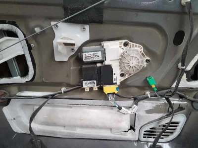 ELEVALUNAS DELANTERO IZQUIERDO CITROEN C8 2.0 HDi FAP (163 CV) DE 2010 - D.4183473