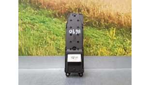 MANDO ELEVALUNAS DELANTERO IZQUIERDO  TOYOTA COROLLA 1.6 16V (110 CV) DE 2006 - D.4191951 / 8480202252B0 2