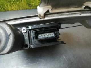 ELEVALUNAS DELANTERO DERECHO PEUGEOT 2008 1.6 Blue-HDI FAP (120 CV) DE 2016 - D.4195259 / 9806088080