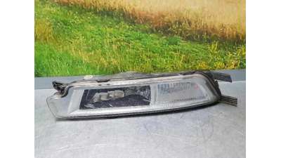 FARO ANTINIEBLA IZQUIERDO VOLKSWAGEN PASSAT VARIANT 2.0 TDI (150 CV) DE 2016 - D.4200369 / 3G0941661H