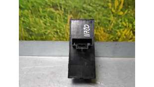 MANDO ELEVALUNAS DELANTERO IZQUIERDO  VOLKSWAGEN PASSAT VARIANT 2.0 TDI (150 CV) DE 2016 - D.4200374 / 5G0959357E 2