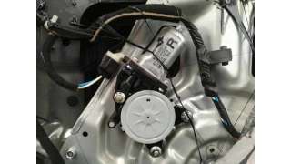ELEVALUNAS DELANTERO DERECHO KIA CARNIVAL 2.9 CRDi (185 CV) DE 2007 - D.4208859 / 824604D000
