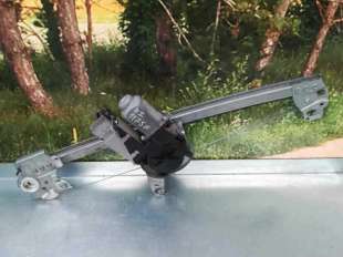 ELEVALUNAS DELANTERO IZQUIERDO CITROEN C3 1.4 (73 CV) DE 2003 - D.4209113 / 9221N6