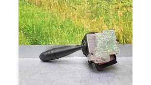 MANDO LIMPIA TOYOTA RAV 4 2.0 Turbodiesel (116 CV) DE 2004 - D.4213096 / 1A830 2