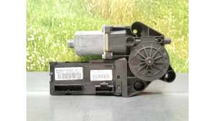 MOTOR ELEVALUNAS DELANTERO IZQUIERDO RENAULT MEGANE III BERLINA 5 P 1.5 dCi D FAP (90 CV) DE 2011 - D.4214731 / 807315510R