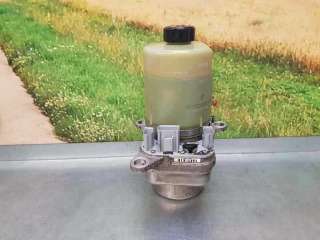 BOMBA DIRECCION ELECTRICA FORD FOCUS BERLINA 1.8 TDCi Turbodiesel (116 CV) DE 2007 - D.4214839 / 4M513K514BF