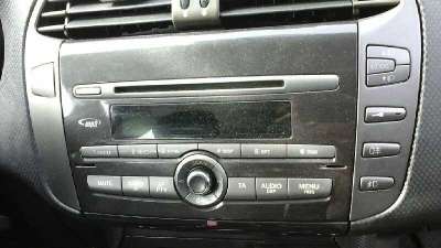 SISTEMA AUDIO / RADIO CD FIAT BRAVO 1.9 8V JTD (120 CV) DE 2008 - D.4221591