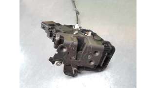 CERRADURA PUERTA DELANTERA DERECHA FORD FOCUS BERLINA 1.6 TDCi (90 CV) DE 2008 - D.4223419 / 3M5AR21812AK