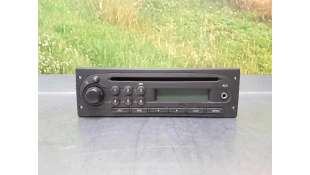 SISTEMA AUDIO / RADIO CD RENAULT TWINGO 1.2 16V (76 CV) DE 2009 - D.4224785 / 8200843548