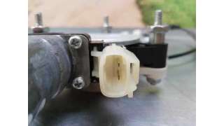ELEVALUNAS DELANTERO DERECHO KIA RIO 1.2 (86 CV) DE 2012 - D.4237103 / 824021W010